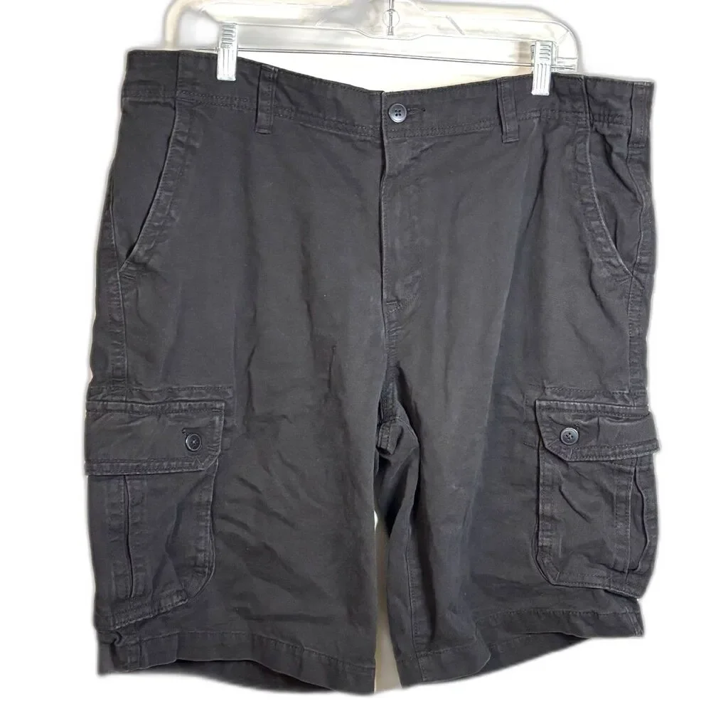 Urban Pipeline Black Cargo Shorts Men’s Size 40 Y2K Utility